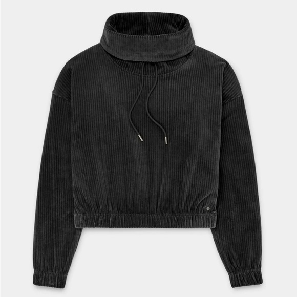 NWT 🖤UGG🖤 RTW pullover top - Picture 5 of 16